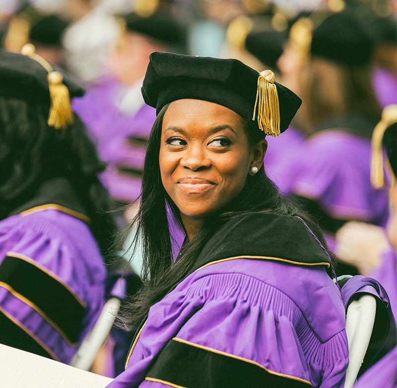 202209_MKTG_IMG_Commencement-Graduate_WEB_v01 202209_MKTG_IMG_Commencement-Graduate_WEB_v01