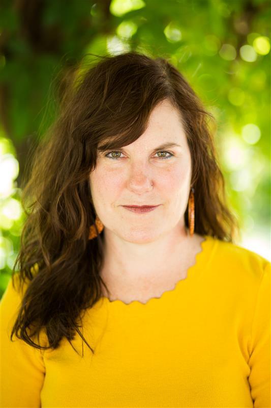 Caroline Brooks DuBois headshot