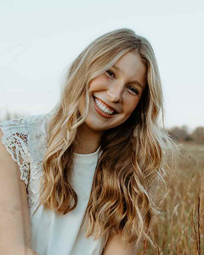 Sydney Meng headshot