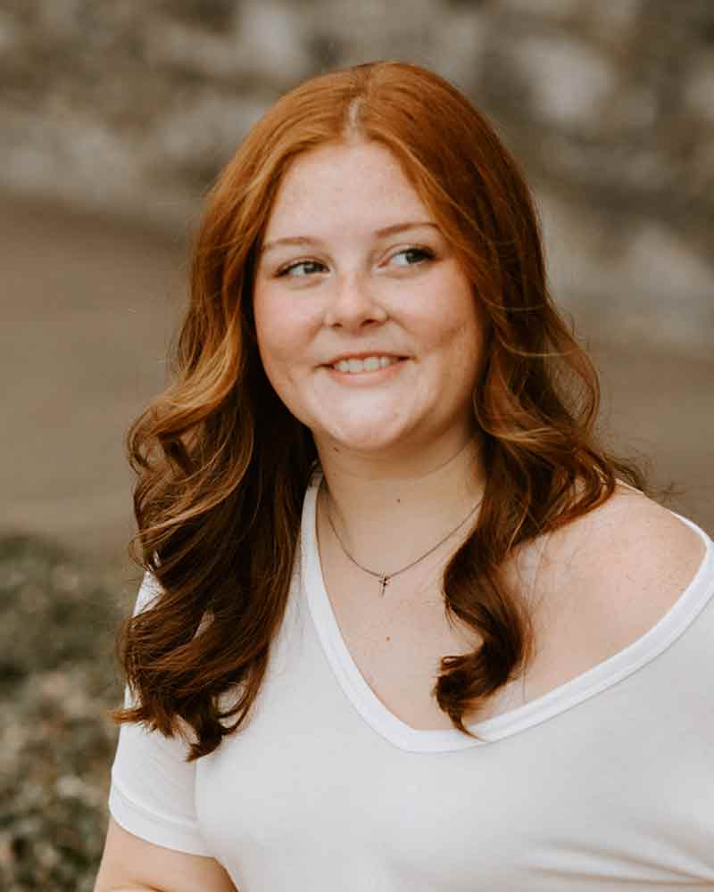 Ensleigh Olivas headshot