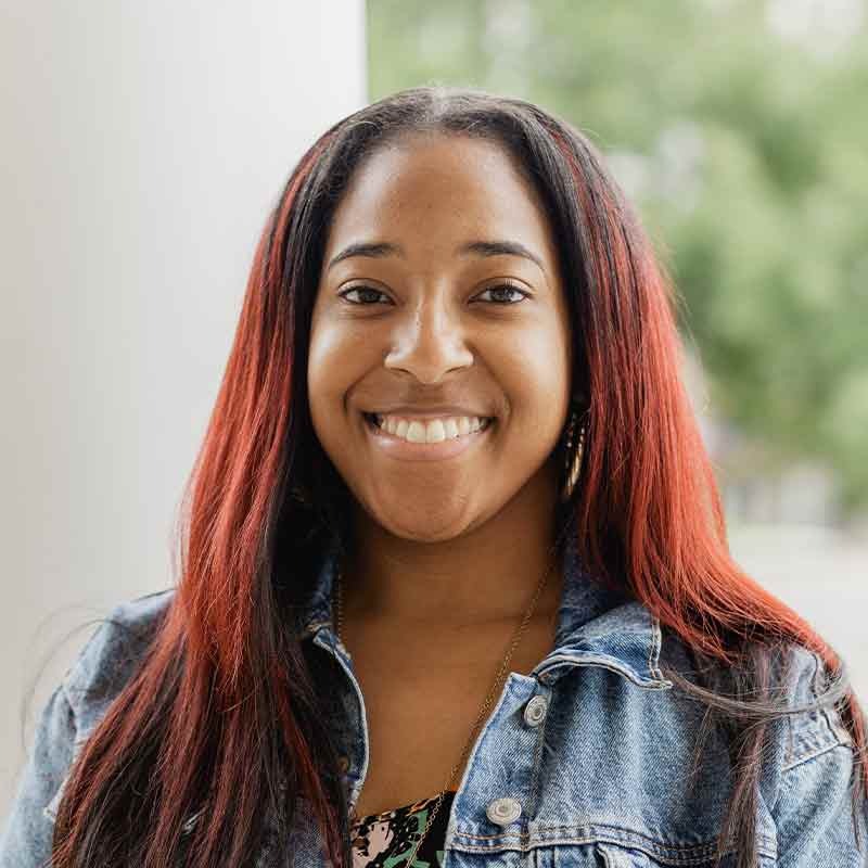 Ariel Tillman headshot
