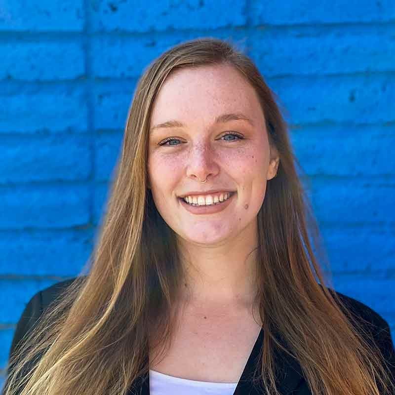 Amber Donat headshot
