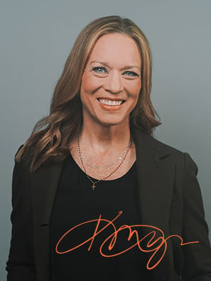 69a7b03668eaf82c86aa1fb9_Kelly_Merryman_Hoogstraten_with-name