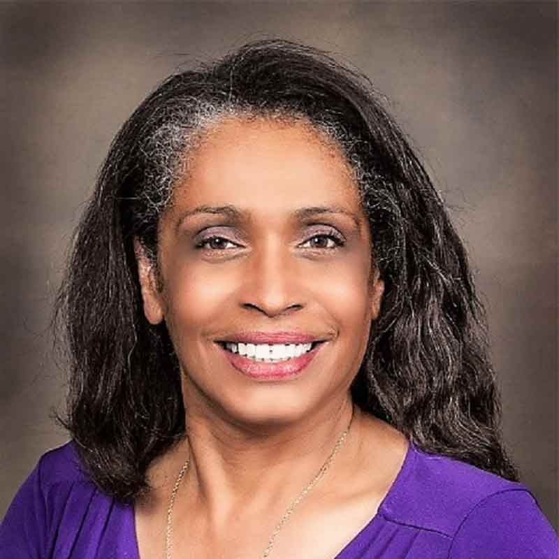 Doneva Chavis Headshot